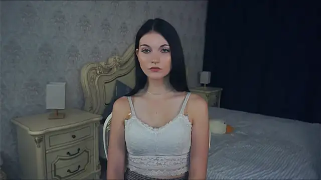 Snapshot of BettieBourque chatting on 10/19/25, 05:26 BettieBourque online show from 10/19/25, 05:26