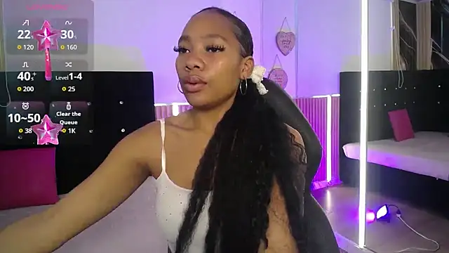 Snapshot of Charlotte_ebony_ chatting on 10/02/25, 02:31 Charlotte ebony online show from 10/02/25, 02:31