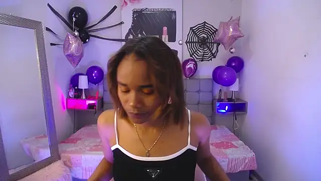 ingrid03 taffur online show from 10/23/25, 08:29