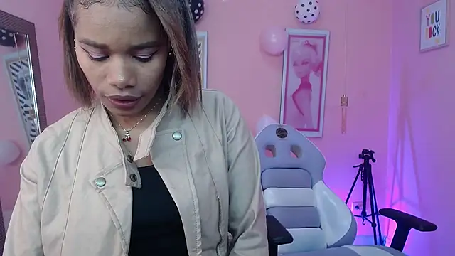 ingrid03 taffur online show from 11/02/25, 01:38