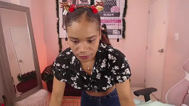 ingrid03 taffur online show from 12/22/25, 09:37