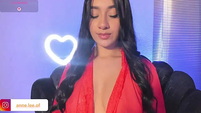 anne leee online show from 11/03/25, 08:34