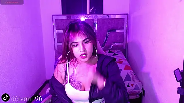 ivoni online show from 11/10/25, 10:37