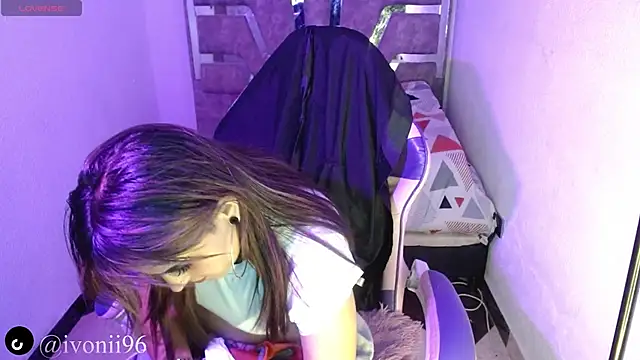 ivoni online show from 11/13/25, 09:08