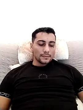 gooddboy01 online show from 10/19/25, 12:08