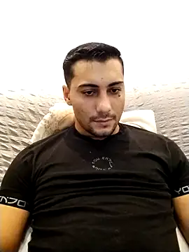 gooddboy01 online show from 10/24/25, 06:51