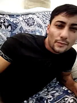 gooddboy01 online show from 11/01/25, 09:52