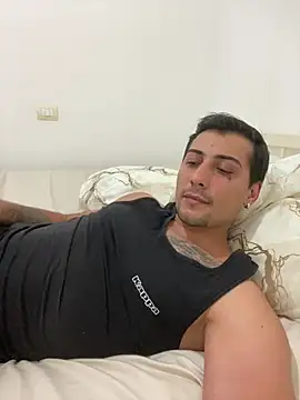 gooddboy01 online show from 04/02/26, 04:02