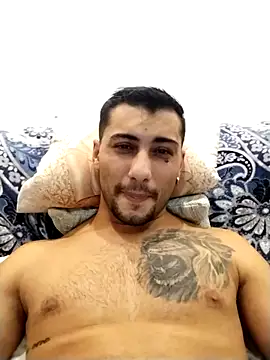 gooddboy01 online show from 10/20/25, 07:36