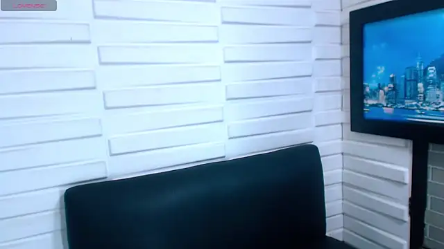 TimmCloud online show from 11/18/25, 07:06