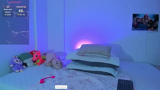 Miaengels  online show from 03/27/26, 01:12