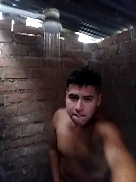 Alex321Flores online show from 02/05/26, 05:09