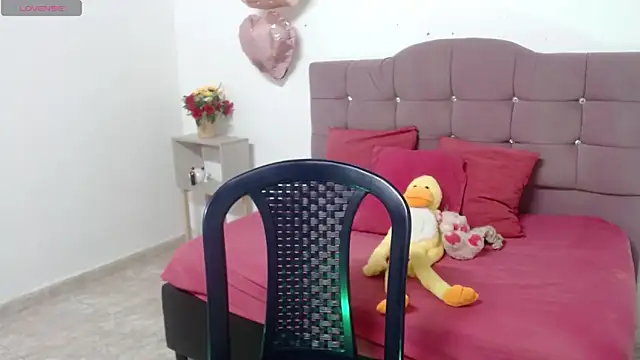 Cherry BloomK online show from 11/18/25, 03:04