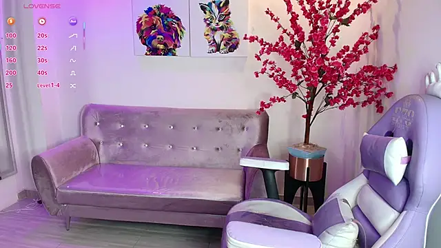 Snapshot of Summer_miller chatting on 12/04/25, 11:20 Summer miller online show from 12/04/25, 11:20