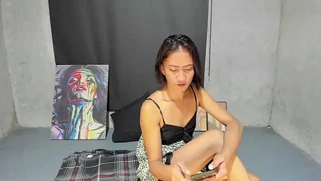 MissAriba online show from 10/25/25, 12:10