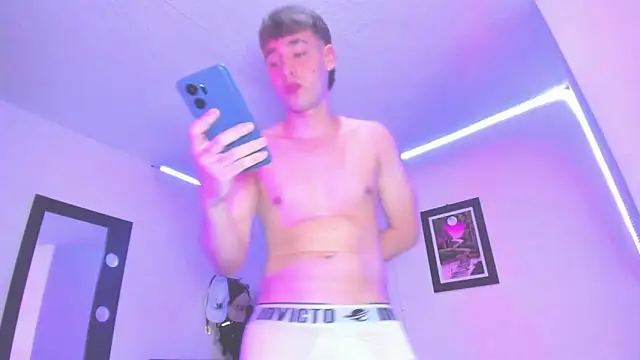 PapiNoha online show from 10/22/25, 10:30