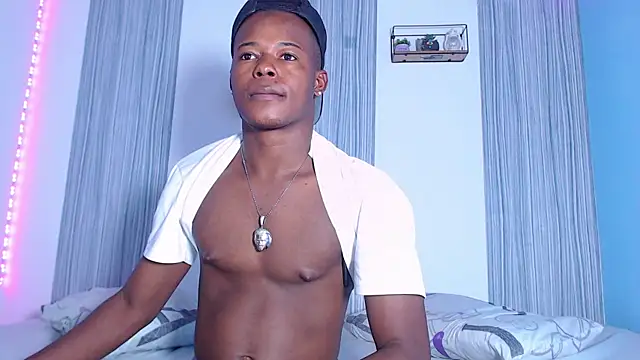 Snapshot of Dark_stallionX chatting on 11/27/25, 03:18 Dark stallionX online show from 11/27/25, 03:18