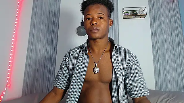 Snapshot of Dark_stallionX chatting on 12/05/25, 07:23 Dark stallionX online show from 12/05/25, 07:23