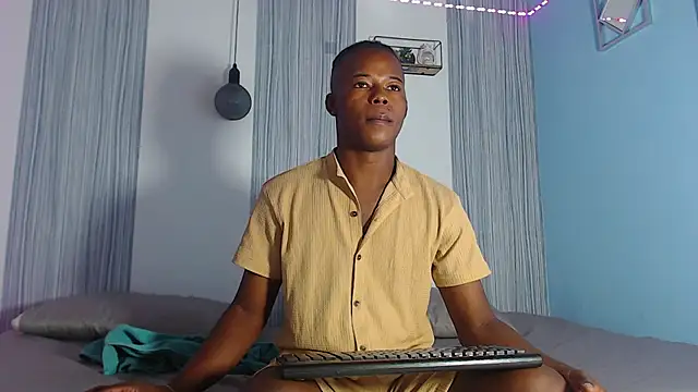 Snapshot of Dark_stallionX chatting on 11/07/25, 06:34 Dark stallionX online show from 11/07/25, 06:34