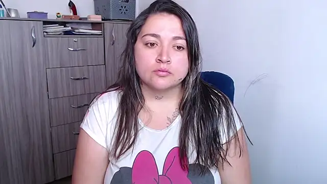Snapshot of WendyCooperr chatting on 10/27/25, 05:14 WendyCooperr online show from 10/27/25, 05:14