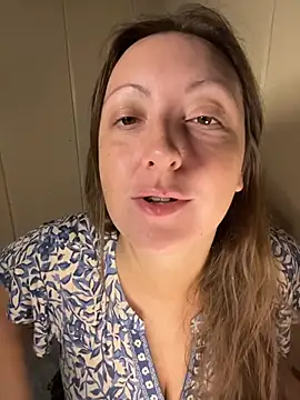 allnaturalmermaid online show from 10/30/25, 10:02