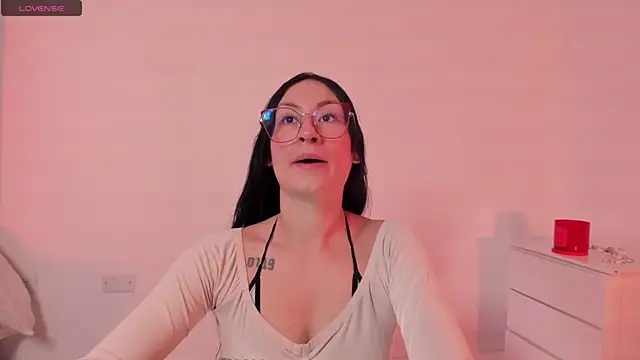 clover tter  online show from 11/12/25, 04:11