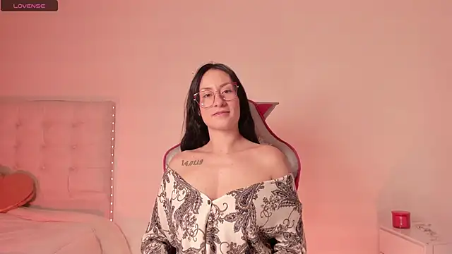 clover tter  online show from 11/09/25, 10:30