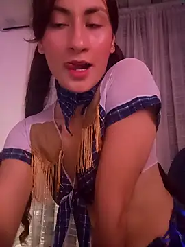 clover tter  online show from 10/28/25, 07:40