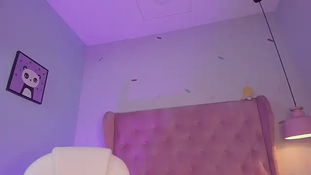 Vanelope evanss online show from 11/29/25, 01:00