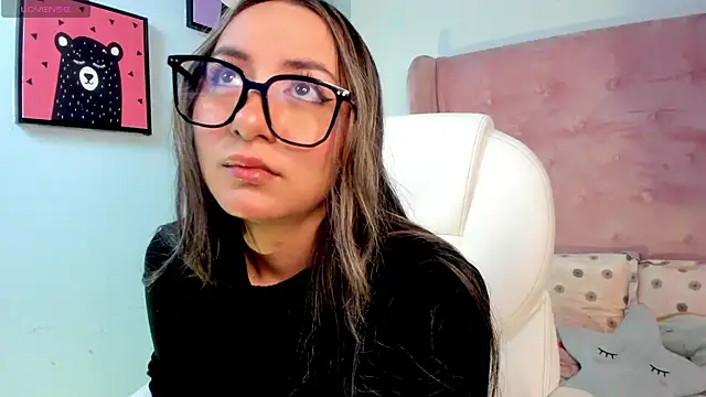 Vanelope evanss online show from 10/11/25, 12:39