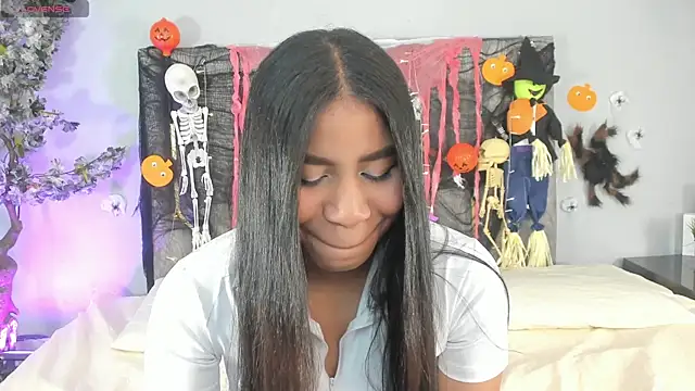 Nahomycarterr online show from 10/17/25, 07:48