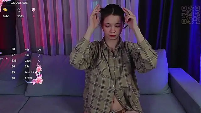 Show Ray online show from 12/15/25, 06:36