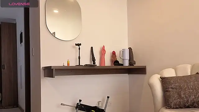 Jade Amado  online show from 11/20/25, 02:40