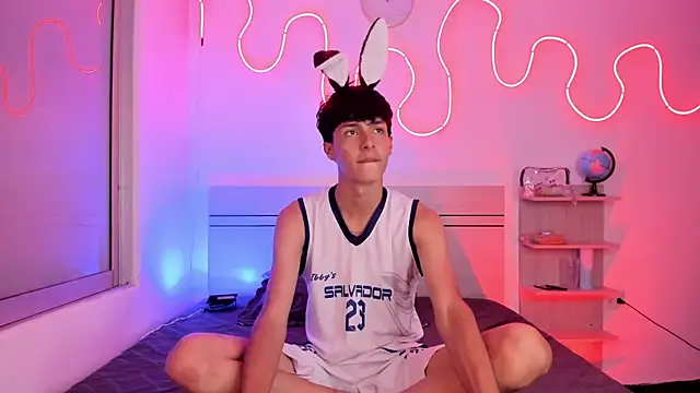 luccas ferreira online show from 10/29/25, 07:13