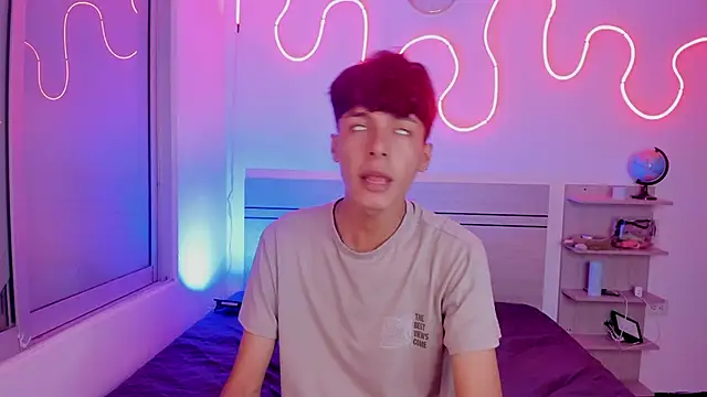 luccas ferreira online show from 11/17/25, 07:07