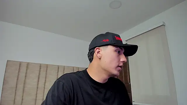 CHRIS MORGAN1 online show from 11/04/25, 12:03