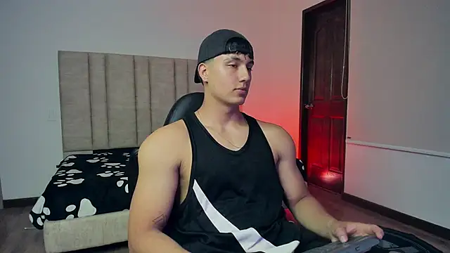 CHRIS MORGAN1 online show from 11/07/25, 01:10