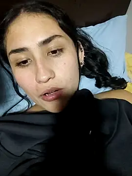 YoungHearXX online show from 10/08/25, 03:19
