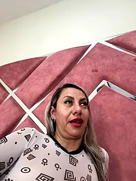 GisellTorres36 online show from 10/06/25, 02:46