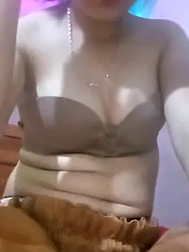  TranThao 05 online show from 10/13/25, 02:40