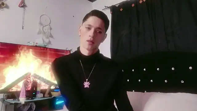 Tyler cat online show from 11/11/25, 01:50