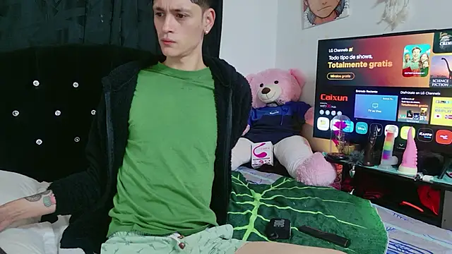 Tyler cat online show from 10/02/25, 11:02