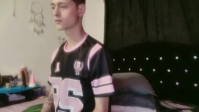 Tyler cat online show from 02/05/26, 12:34