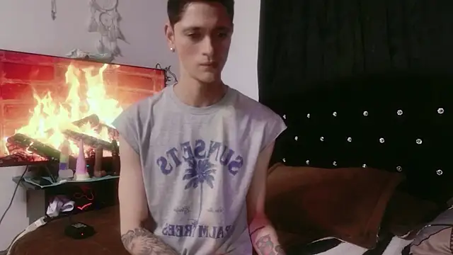 Tyler cat online show from 11/13/25, 10:13