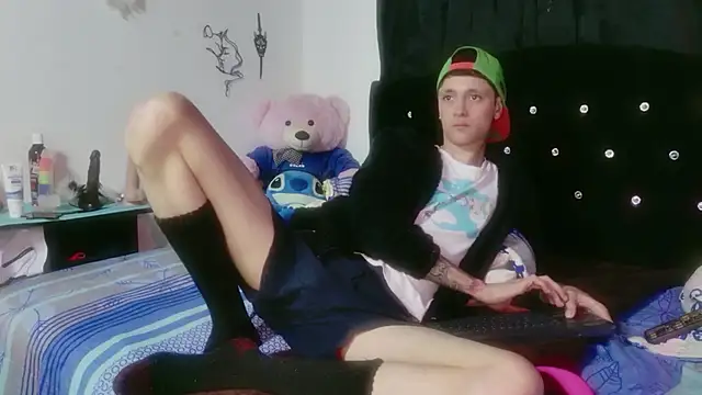 Tyler cat online show from 01/06/26, 12:47