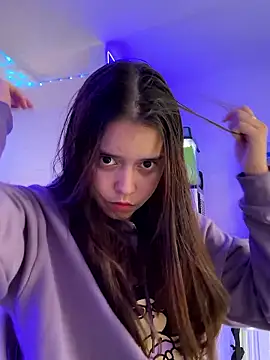 gabriiieela  online show from 01/07/26, 10:15