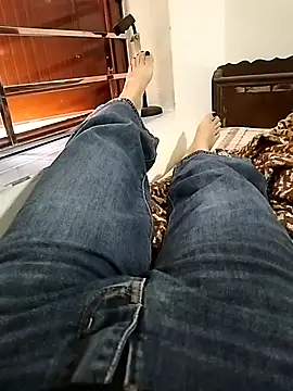 Lili 2love online show from 11/13/25, 12:36