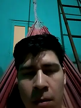 Travieso loco9 online show from 10/19/25, 01:52