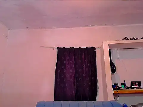 Snapshot of theMyke101 chatting on 07/05/26, 04:58 theMyke101 online show from 07/05/26, 04:58