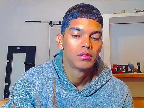 theMyke101 online show from 05/01/26, 02:33